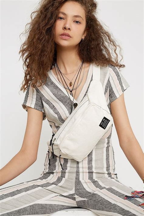 bum bag urban outfitters